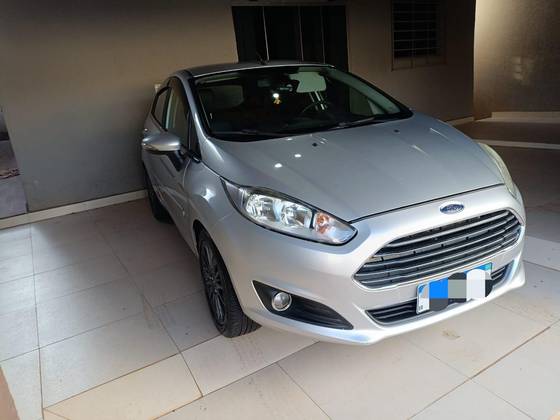 FORD FIESTA 1.6 TITANIUM HATCH 16V FLEX 4P POWERSHIFT FORD FIESTA 1.6 TITANIUM HATCH 16V FLEX 4P POWERSHIFT